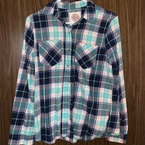 SO Tops - Plaid Button-Up SO Tops - Plaid Button-Up
